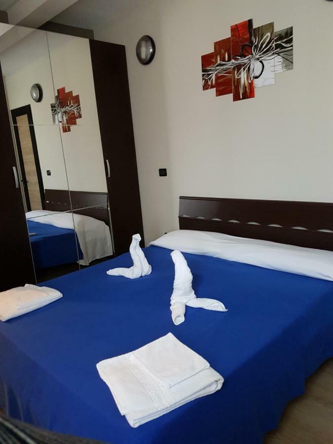 Bed and Breakfast La Casa Del Lago Сирмионе Экстерьер фото